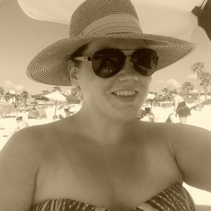 Meet your Posher, Annie